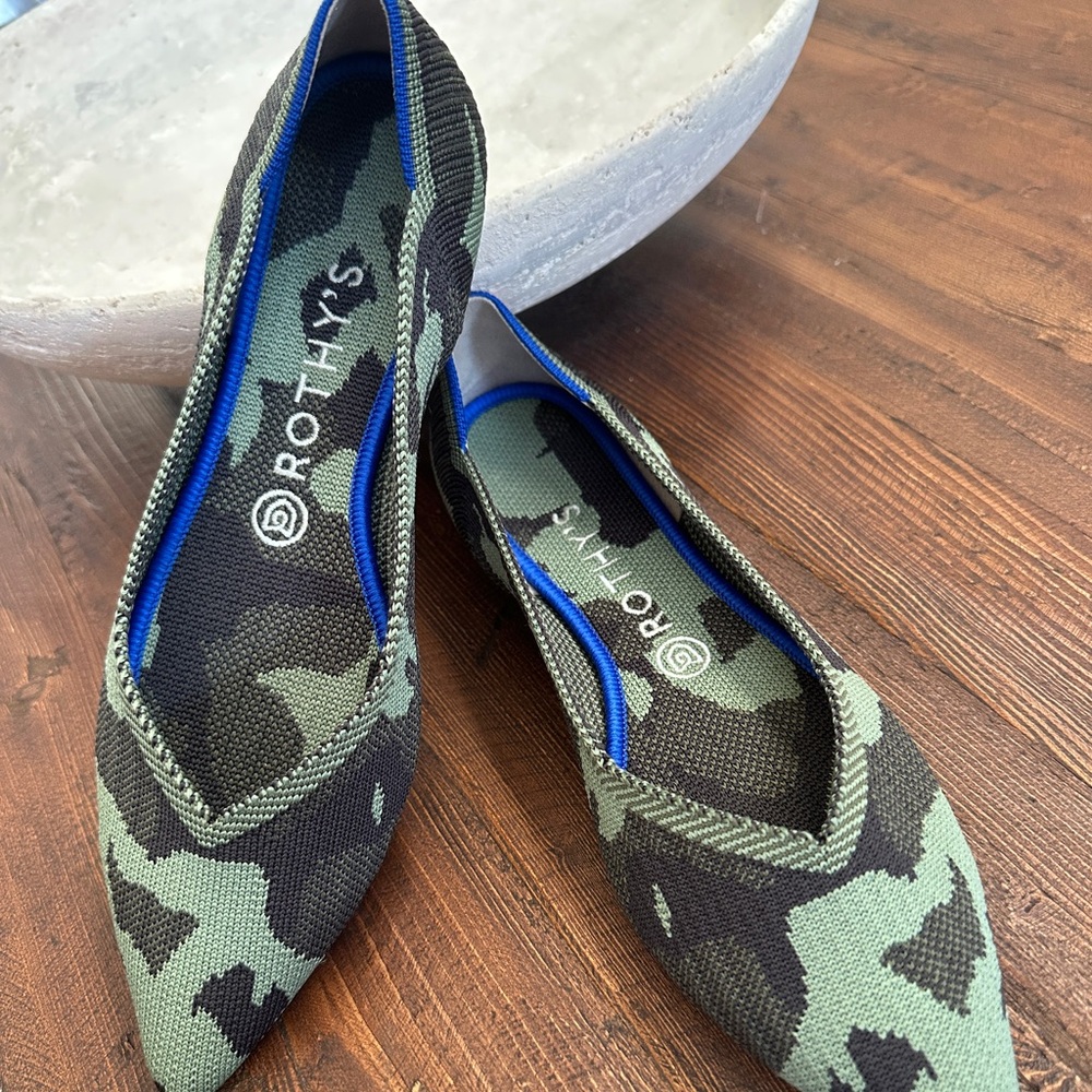 Rothy's Camouflage Flats - Green and Black